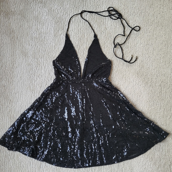 Women’s Black Sequin Mini Dress – R. Vivimos – Size M (8/10) – NWT - Picture 2 of 11
